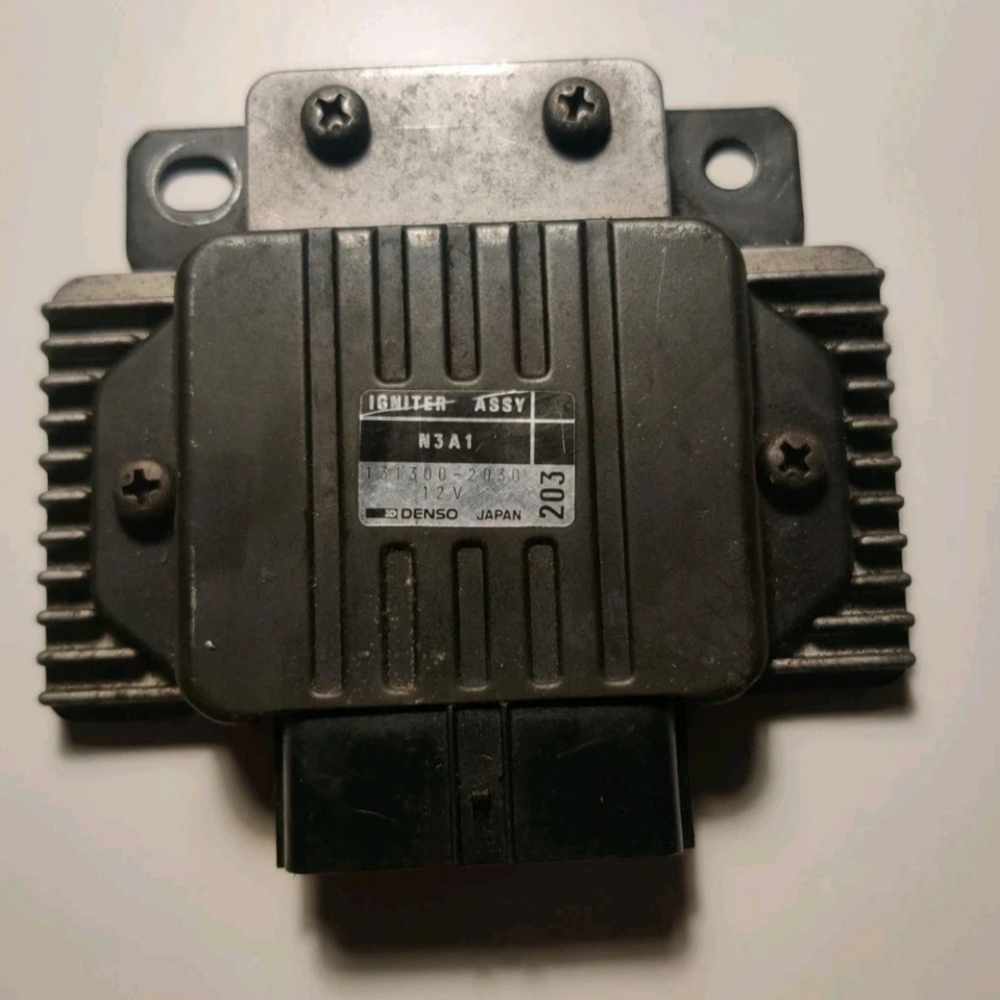 Mazda RX7 FD3S OEM igniter 131300-2030 N3A1